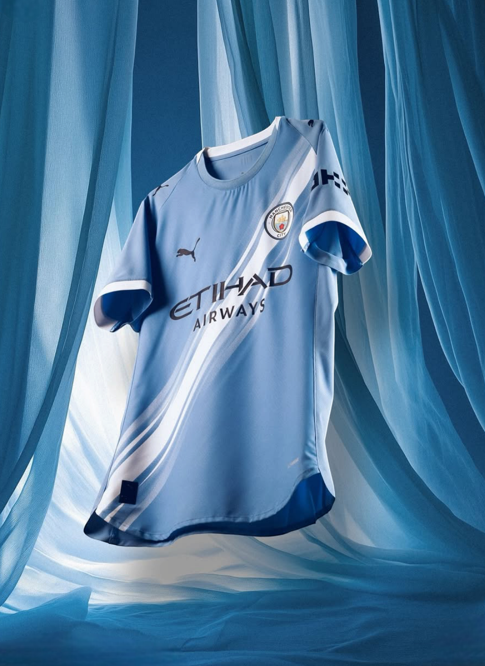 Manchester City 2025/26 Home Kit (Fan Version)