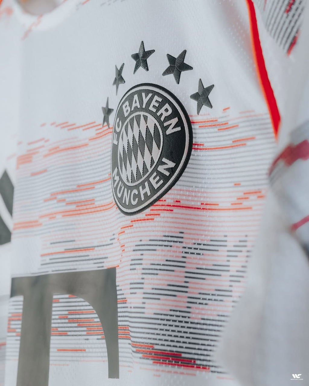 FC Bayern Munich 2025/26 Away Jersey (Player Version)