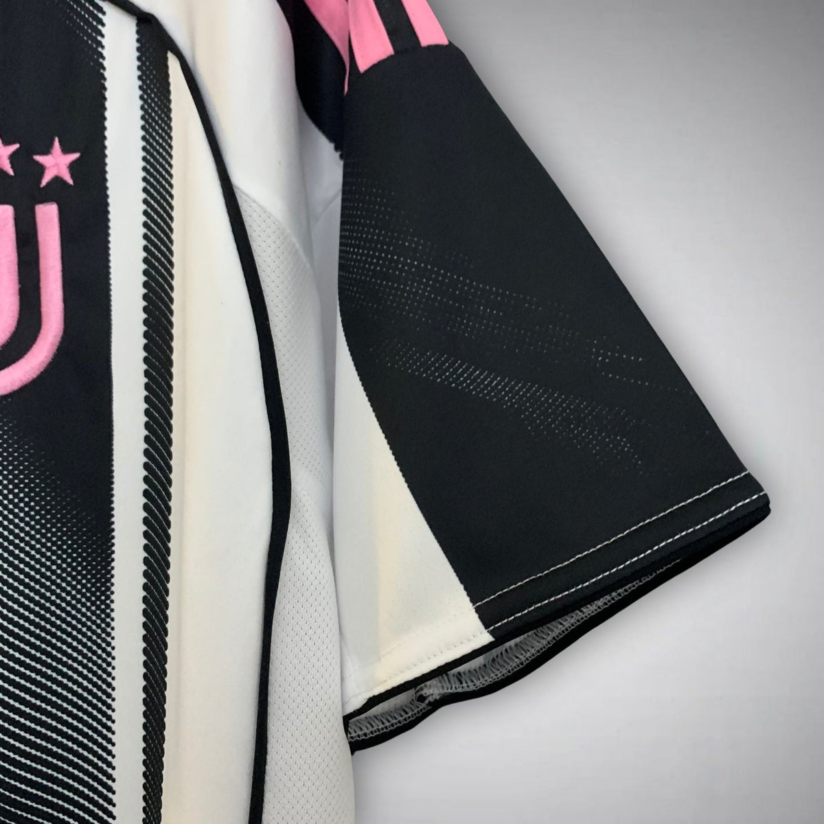Juventus 2025/26 Home Jersey (Fan Version)