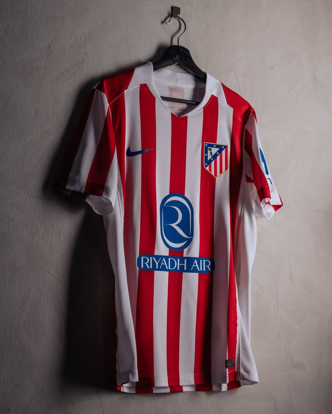 Atlético Madrid 2025/26 Home Jersey (Player Version)
