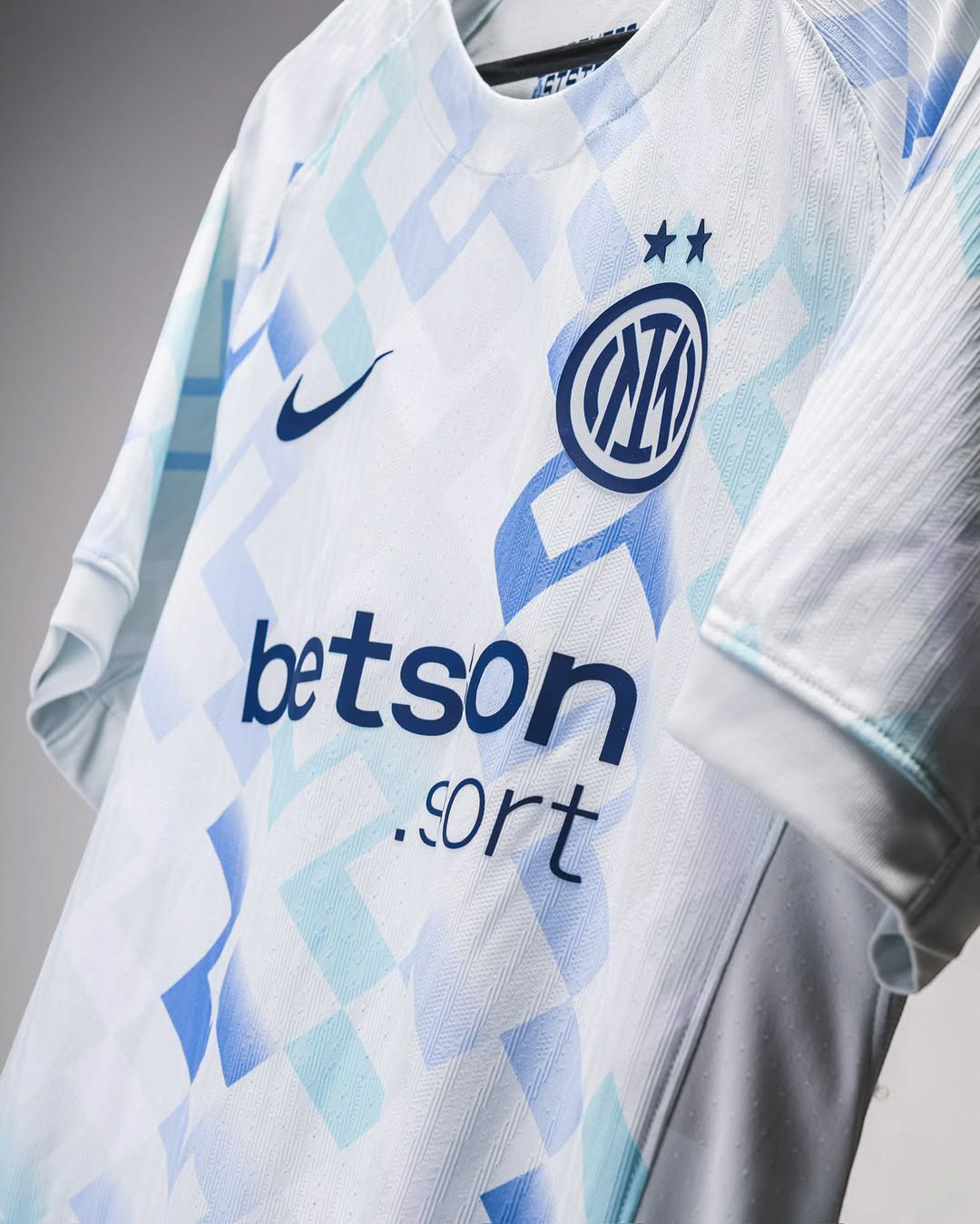 Inter Milan 2025/26 Away Jersey (Fan Version)