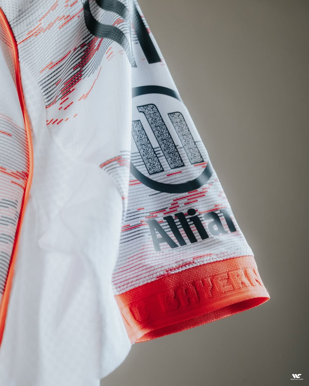 FC Bayern Munich 2025/26 Away Jersey (Player Version)