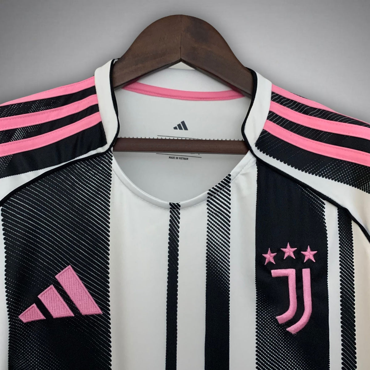Juventus 2025/26 Home Jersey (Fan Version)