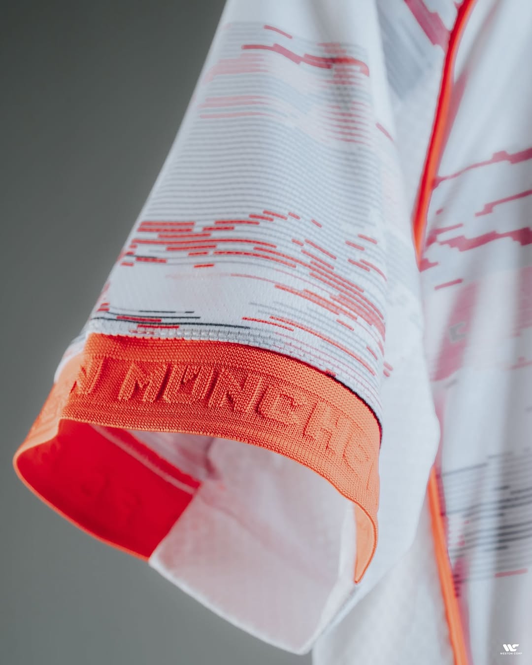 FC Bayern Munich 2025/26 Away Jersey (Player Version)